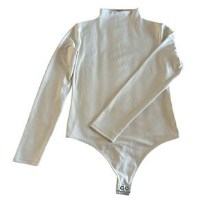 Express Long Sleeve Bodysuit